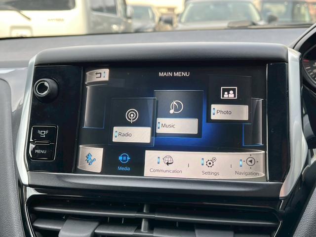 ２０８ シエロ　ＥＴＣ　ナビ　クリアランスソナー　アルミホイール　サンルーフ　ＡＴ　ＥＳＣ　Ｂｌｕｅｔｏｏｔｈ　エアコン　パワーステアリング（4枚目）