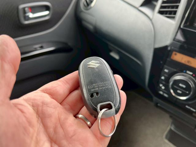パレットＳＷ ＸＳ　両側スライド・片側電動　スマートキー　ベンチシート　ＡＴ　ＣＤ　ミュージックプレイヤー接続可　アルミホイール　エアコン　パワーステアリング　パワーウィンドウ（4枚目）
