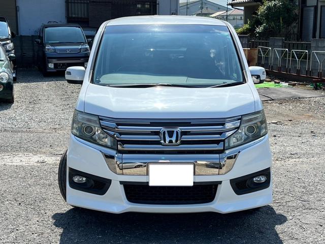 ステップワゴンスパーダ Ｚ　クールスピリット　ＥＴＣ　バックカメラ　オートクルーズコントロール　両側電動スライドドア　ＨＩＤ　スマートキー　アイドリングストップ　３列シート　ＣＶＴ　アルミホイール　盗難防止システム　衝突安全ボディ　ＡＢＳ　ＥＳＣ（13枚目）