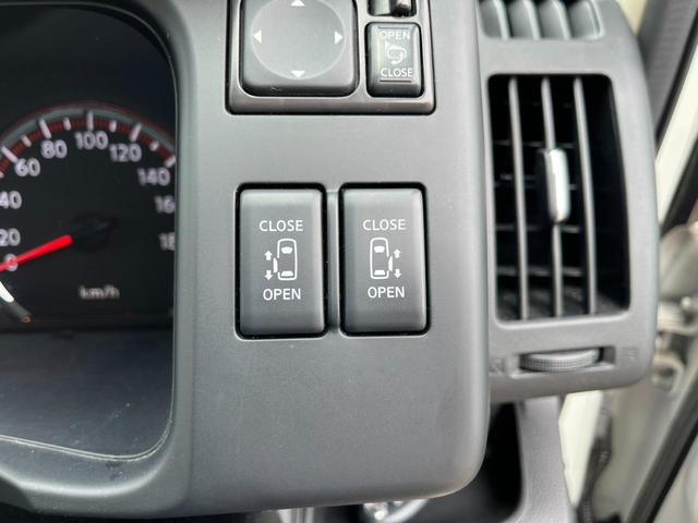 セレナ ライダー　ナビ　ＴＶ　両側電動スライドドア　スマートキー　電動格納ミラー　後席モニター　３列シート　ＣＶＴ　アルミホイール　ＣＤ　ＤＶＤ再生　ミュージックプレイヤー接続可　衝突安全ボディ　ＡＢＳ　エアコン（6枚目）