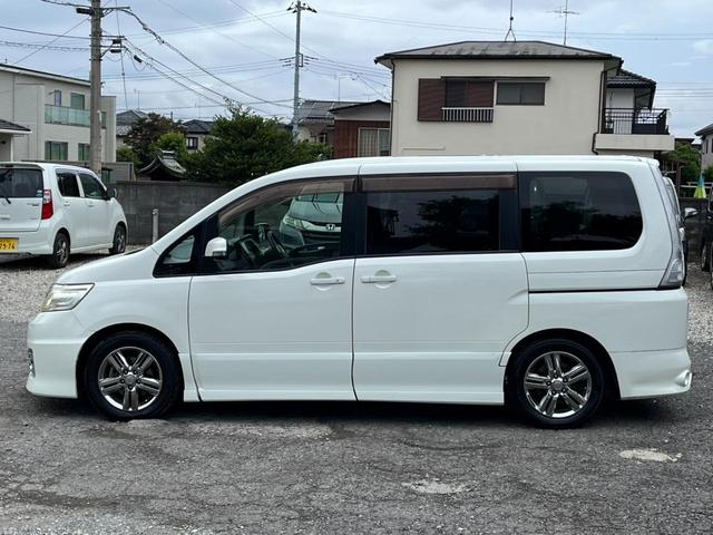 セレナ ライダー　ナビ　ＴＶ　両側電動スライドドア　スマートキー　電動格納ミラー　後席モニター　３列シート　ＣＶＴ　アルミホイール　ＣＤ　ＤＶＤ再生　ミュージックプレイヤー接続可　衝突安全ボディ　ＡＢＳ　エアコン（22枚目）
