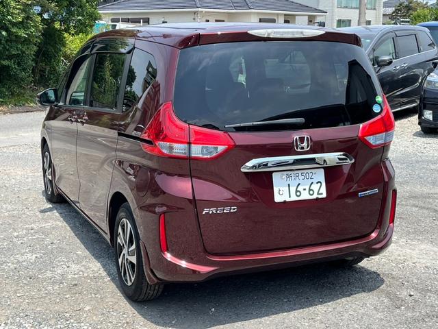 フリードハイブリッド ハイブリッド・Ｇホンダセンシング　全国対応１年保証付き　ＥＴＣ　バックカメラ　ナビ　ＴＶ　レーンアシスト　衝突被害軽減システム　両側電動スライドドア　オートライト　ＬＥＤヘッドランプ　スマートキー　後席モニター　３列シート　ＡＴ（17枚目）