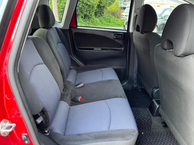 コルト ラリーアート　バージョンＲ　アルミホイール　ＨＩＤ　キーレスエントリー　ＣＶＴ　盗難防止システム　衝突安全ボディ　ＡＢＳ　エアコン　パワーステアリング　パワーウィンドウ（6枚目）