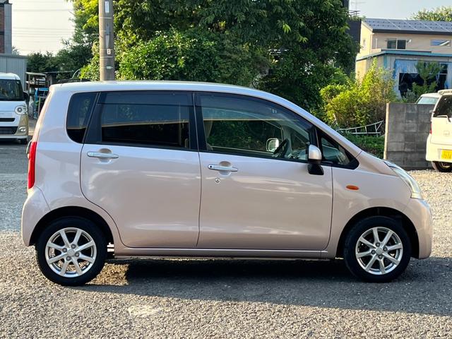 ムーヴ Ｘリミテッド　全国対応１年保証付き　４ＷＤ　バックカメラ　ナビ　ＴＶ　スマートキー　アイドリングストップ　ベンチシート　ＣＶＴ　盗難防止システム　ＡＢＳ　ＣＤ　アルミホイール　衝突安全ボディ　エアコン（15枚目）