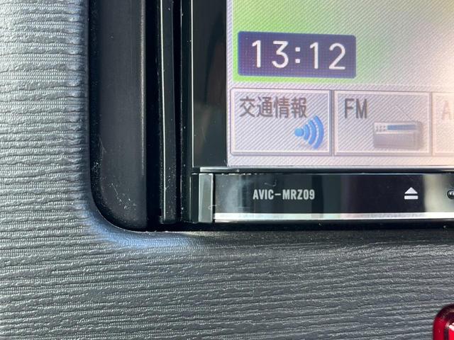 ステラ Ｌリミテッド　ナビ　ＴＶ　スマートキー　アイドリングストップ　ベンチシート　ＣＶＴ　盗難防止システム　ＡＢＳ　Ｂｌｕｅｔｏｏｔｈ　アルミホイール　衝突安全ボディ　エアコン　パワーステアリング　パワーウィンドウ（6枚目）