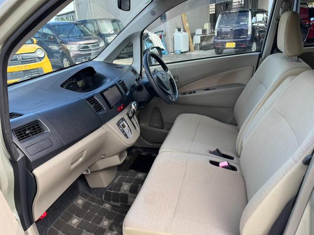ステラ Ｌリミテッド　ナビ　ＴＶ　スマートキー　アイドリングストップ　ベンチシート　ＣＶＴ　盗難防止システム　ＡＢＳ　Ｂｌｕｅｔｏｏｔｈ　アルミホイール　衝突安全ボディ　エアコン　パワーステアリング　パワーウィンドウ（27枚目）