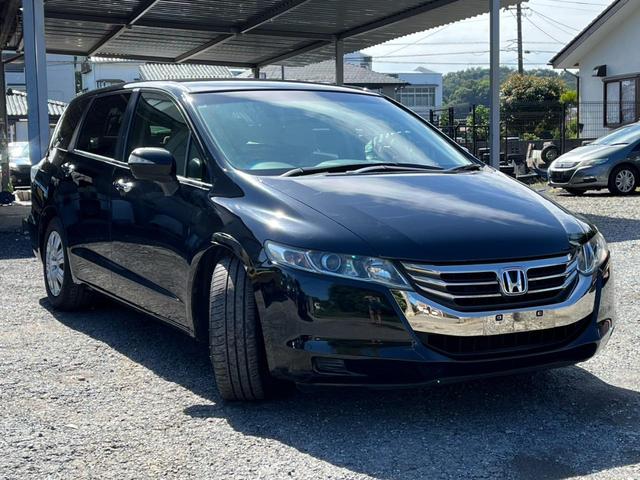 オデッセイ ＭＸ　バックカメラ　ナビ　オートライト　ＨＩＤ　スマートキー　３列シート　ＣＶＴ　盗難防止システム　衝突安全ボディ　ＡＢＳ　ＥＳＣ　エアコン　パワーステアリング　パワーウィンドウ　運転席エアバッグ（14枚目）