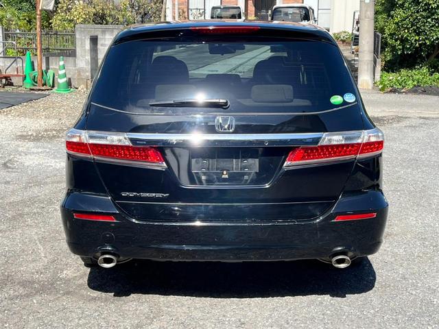 オデッセイ ＭＸ　バックカメラ　ナビ　オートライト　ＨＩＤ　スマートキー　３列シート　ＣＶＴ　盗難防止システム　衝突安全ボディ　ＡＢＳ　ＥＳＣ　エアコン　パワーステアリング　パワーウィンドウ　運転席エアバッグ（18枚目）