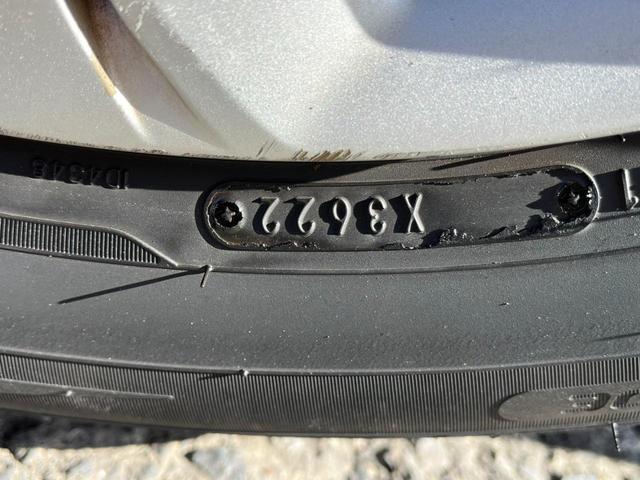 オデッセイ ＭＸ　バックカメラ　ナビ　オートライト　ＨＩＤ　スマートキー　３列シート　ＣＶＴ　盗難防止システム　衝突安全ボディ　ＡＢＳ　ＥＳＣ　エアコン　パワーステアリング　パワーウィンドウ　運転席エアバッグ（23枚目）