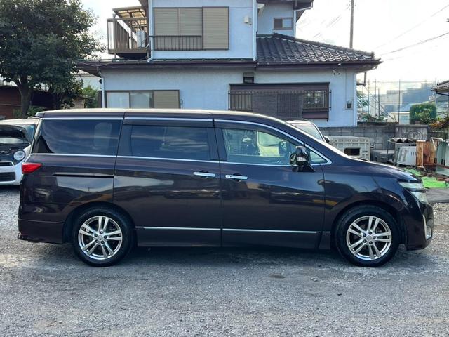 エルグランド ２５０ハイウェイスター　クリアランスソナー　両側スライド・片側電動　オートライト　ＨＩＤ　スマートキー　３列シート　ＣＶＴ　アルミホイール　　盗難防止システム（15枚目）
