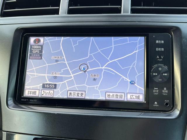プリウスアルファ Ｓ　ＥＴＣ　バックカメラ　ナビ　ＴＶ　アルミホイール　オートライト　スマートキー　ＣＶＴ　盗難防止システム　衝突安全ボディ　ＡＢＳ　ＣＤ　ＤＶＤ再生　ミュージックプレイヤー接続可　Ｂｌｕｅｔｏｏｔｈ（4枚目）