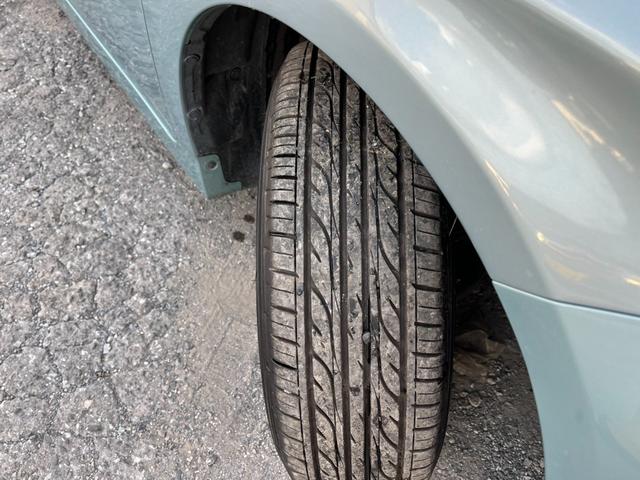 プリウスＰＨＶ Ｓ　ＥＴＣ　クリアランスソナー　バックカメラ　ナビ　ＴＶ　アルミホイール　オートライト　ＨＩＤ　ＣＶＴ　電動格納ミラー　盗難防止システム　Ｂｌｕｅｔｏｏｔｈ　衝突安全ボディ　ＡＢＳ　エアコン（17枚目）