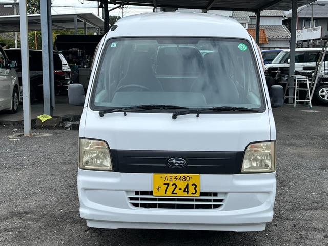 サンバーバン トランスポーター　軽バン　ＡＴ　両側スライドドア　キーレスエントリー　エアコン　パワーウィンドウ　運転席エアバッグ（3枚目）