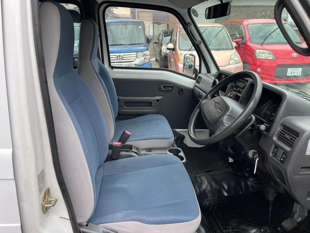 サンバーバン トランスポーター　軽バン　ＡＴ　両側スライドドア　キーレスエントリー　エアコン　パワーウィンドウ　運転席エアバッグ（14枚目）