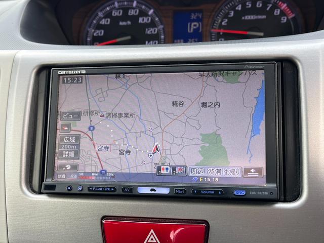 ムーヴ カスタム　ＲＳ　４ＷＤ　ナビ　ＴＶ　オートライト　スマートキー　ベンチシート　ＣＶＴ　盗難防止システム　ＡＢＳ　ＣＤ　ミュージックプレイヤー接続可　アルミホイール　衝突安全ボディ　エアコン（4枚目）