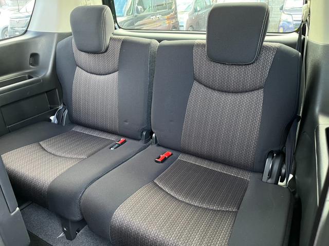 セレナ ハイウェイスター　Ｖセレクション＋セーフティＩＩ　４ＷＤ　ドライブレコーダー　全周囲カメラ　ナビ　ＴＶ　クリアランスソナー　オートクルーズコントロール　レーンアシスト　衝突被害軽減システム　両側電動スライドドア　オートライト　ＬＥＤヘッドランプ（13枚目）