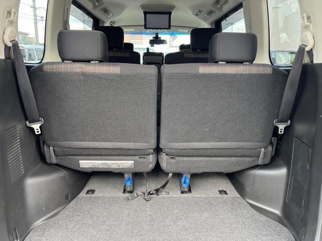 セレナ ハイウェイスター　Ｖセレクション＋セーフティＩＩ　４ＷＤ　ドライブレコーダー　全周囲カメラ　ナビ　ＴＶ　クリアランスソナー　オートクルーズコントロール　レーンアシスト　衝突被害軽減システム　両側電動スライドドア　オートライト　ＬＥＤヘッドランプ（21枚目）