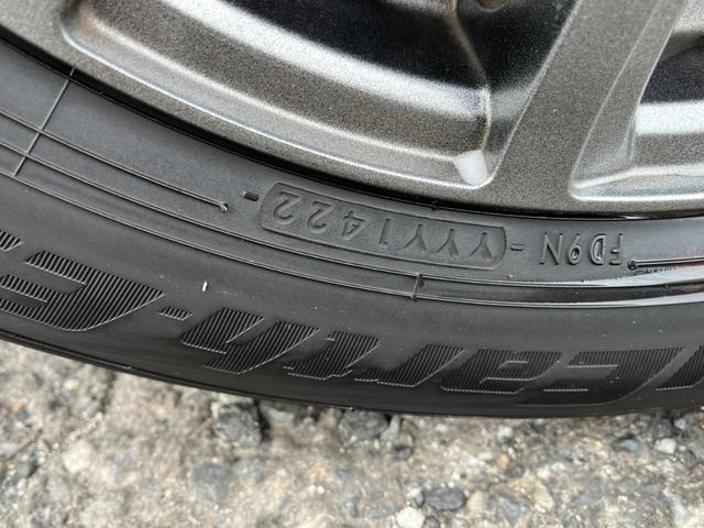 アイシス Ｌ　ＥＴＣ　バックカメラ　ナビ　ＴＶ　両側スライド・片側電動　スマートキー　３列シート　ＣＶＴ　アルミホイール　ＣＤ　ＤＶＤ再生　ミュージックプレイヤー接続可　Ｂｌｕｅｔｏｏｔｈ　盗難防止システム（23枚目）