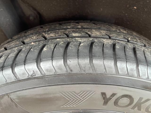 アイシス Ｌ　ＥＴＣ　バックカメラ　ナビ　ＴＶ　両側スライド・片側電動　スマートキー　３列シート　ＣＶＴ　アルミホイール　ＣＤ　ＤＶＤ再生　ミュージックプレイヤー接続可　Ｂｌｕｅｔｏｏｔｈ　盗難防止システム（24枚目）