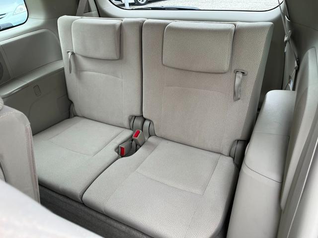アイシス Ｌ　ＥＴＣ　バックカメラ　ナビ　ＴＶ　両側スライド・片側電動　スマートキー　３列シート　ＣＶＴ　アルミホイール　ＣＤ　ＤＶＤ再生　ミュージックプレイヤー接続可　Ｂｌｕｅｔｏｏｔｈ　盗難防止システム（26枚目）