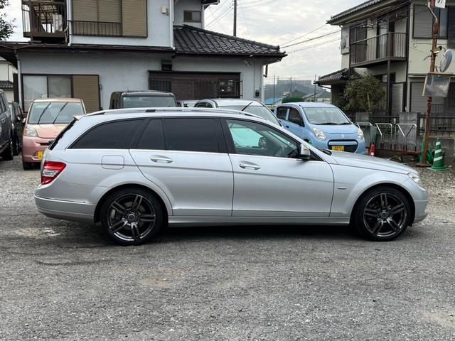 Ｃクラスステーションワゴン Ｃ２００コンプレッサーワゴン　エレガンス　バックカメラ　ナビ　オートクルーズコントロール　アルミホイール　ＨＩＤ　ＡＴ　盗難防止システム　ルーフレール　ＡＢＳ　ＣＤ　エアコン　パワーステアリング　パワーウィンドウ　運転席エアバッグ（15枚目）