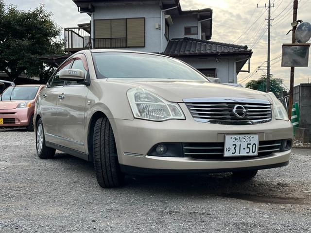 ブルーバードシルフィ ２０Ｍ　ＥＴＣ　ナビ　ＴＶ　オートライト　ＣＶＴ　キーレスエントリー　電動格納ミラー　ＣＤ　ＤＶＤ再生　衝突安全ボディ　ＡＢＳ　エアコン　パワーステアリング　パワーウィンドウ（16枚目）