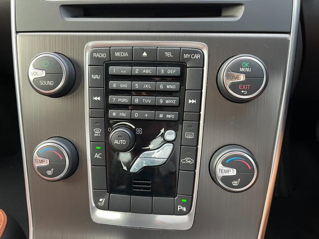 Ｓ６０ ドライブｅ　クリアランスソナー　オートクルーズコントロール　ナビ　アルミホイール　ＡＴ　シートヒーター　スマートキー　盗難防止システム　パワーシート　ＣＤ　ＡＢＳ　エアコン　パワーステアリング　パワーウィンドウ（6枚目）