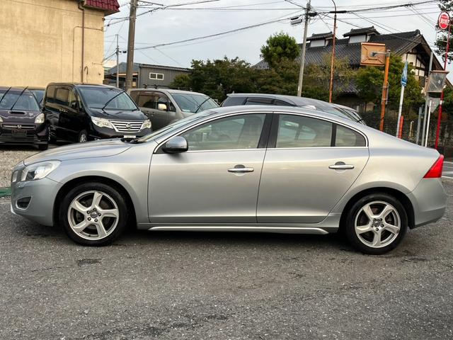 Ｓ６０ ドライブｅ　クリアランスソナー　オートクルーズコントロール　ナビ　アルミホイール　ＡＴ　シートヒーター　スマートキー　盗難防止システム　パワーシート　ＣＤ　ＡＢＳ　エアコン　パワーステアリング　パワーウィンドウ（18枚目）