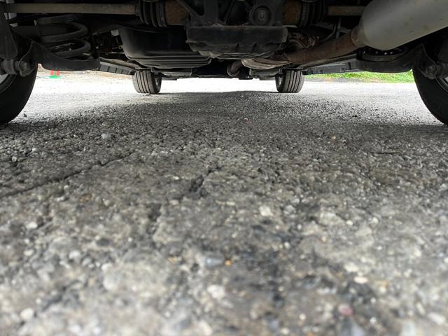 アルファード ２４０Ｇ　４ＷＤ　バックカメラ　ナビ　ＴＶ　クリアランスソナー　オートクルーズコントロール　両側電動スライドドア　ＨＩＤ　スマートキー　電動格納ミラー　ＣＶＴ　アルミホイール　ＣＤ　ＤＶＤ再生（32枚目）