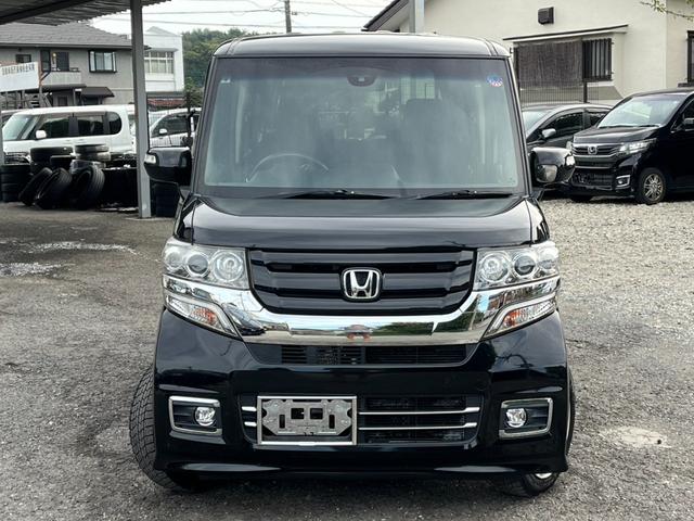 Ｎ－ＢＯＸカスタム Ｇ　ＳＳブラックスタイルパッケージ　４ＷＤ　ＥＴＣ　バックカメラ　両側電動スライドドア　ナビ　ＴＶ　衝突被害軽減システム　オートライト　ＨＩＤ　スマートキー　アイドリングストップ　電動格納ミラー　シートヒーター　ベンチシート　ＣＶＴ（13枚目）
