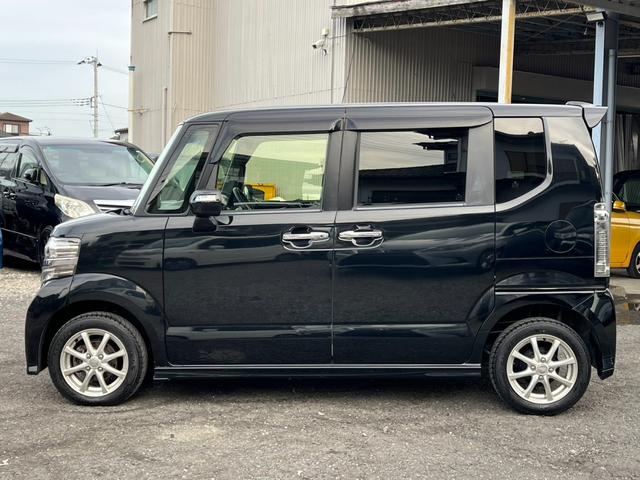 Ｎ－ＢＯＸカスタム Ｇ　ＳＳブラックスタイルパッケージ　４ＷＤ　ＥＴＣ　バックカメラ　両側電動スライドドア　ナビ　ＴＶ　衝突被害軽減システム　オートライト　ＨＩＤ　スマートキー　アイドリングストップ　電動格納ミラー　シートヒーター　ベンチシート　ＣＶＴ（19枚目）