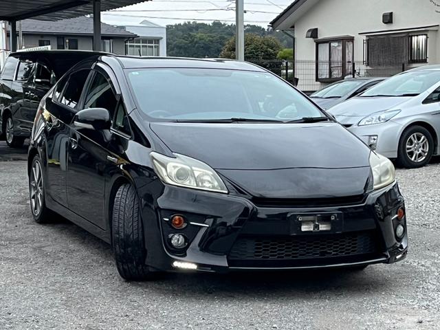 プリウス Ｓツーリングセレクション・Ｇ’ｓ　ＥＴＣ　バックカメラ　ナビ　ＴＶ　アルミホイール　オートライト　ＨＩＤ　ＣＶＴ　電動格納ミラー　盗難防止システム　パワーシート　ＣＤ　ＤＶＤ再生　ＵＳＢ　Ｂｌｕｅｔｏｏｔｈ　衝突安全ボディ　ＡＢＳ（14枚目）