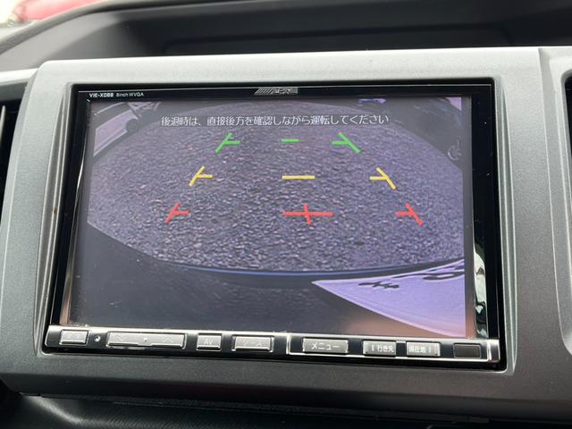 ステップワゴンスパーダ Ｓ　バックカメラ　ナビ　ＴＶ　両側電動スライドドア　オートライト　ＨＩＤ　スマートキー　ＣＶＴ　アルミホイール　ＣＤ　ＤＶＤ再生　盗難防止システム　衝突安全ボディ　ＡＢＳ　エアコン　パワーステアリング（5枚目）