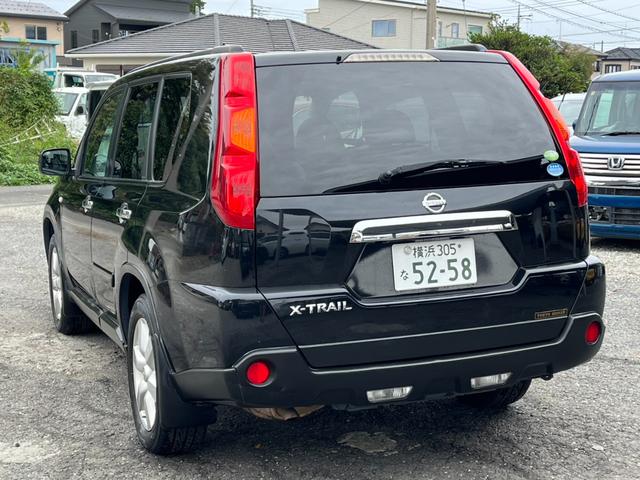 エクストレイル ２０Ｘｔ　４ＷＤ　オートクルーズコントロール　サンルーフ　ナビ　オートライト　アルミホイール　スマートキー　シートヒーター　ＣＶＴ　衝突安全ボディ　ＡＢＳ　ＥＳＣ　エアコン　パワーステアリング　パワーウィンドウ（18枚目）