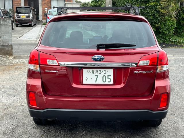 レガシィアウトバック ２．５ｉ　Ｌパッケージ　４ＷＤ　ドライブレコーダー　ＥＴＣ　バックカメラ　サンルーフ　ナビ　ＴＶ　オートライト　ＨＩＤ　アルミホイール　スマートキー　電動格納ミラー　ＣＶＴ　盗難防止システム　衝突安全ボディ（18枚目）