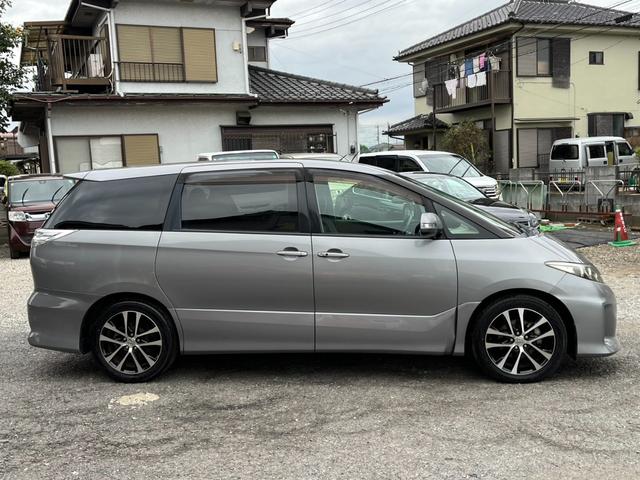 エスティマ アエラス　バックカメラ　ナビ　ＴＶ　オートクルーズコントロール　両側電動スライドドア　オートライト　ＨＩＤ　スマートキー　電動格納ミラー　ＣＶＴ　アルミホイール　ＣＤ　ＵＳＢ　ミュージックプレイヤー接続可（15枚目）