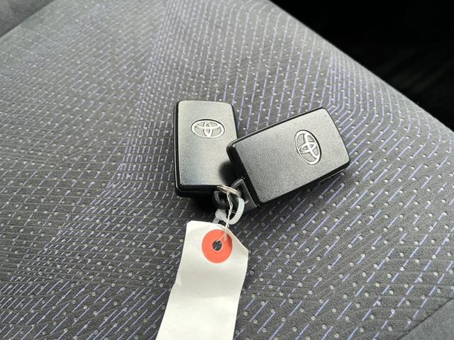 エスティマ アエラス　バックカメラ　ナビ　ＴＶ　オートクルーズコントロール　両側電動スライドドア　オートライト　ＨＩＤ　スマートキー　電動格納ミラー　ＣＶＴ　アルミホイール　ＣＤ　ＵＳＢ　ミュージックプレイヤー接続可（26枚目）