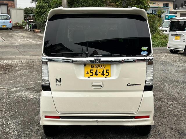 Ｎ－ＢＯＸカスタム Ｇ・ターボパッケージ　４ＷＤ　バックカメラ　両側電動スライドドア　ナビ　ＴＶ　オートクルーズコントロール　ＨＩＤ　スマートキー　アイドリングストップ　ベンチシート　ＣＶＴ　盗難防止システム　ＡＢＳ　ＥＳＣ　ＣＤ　ＵＳＢ（17枚目）