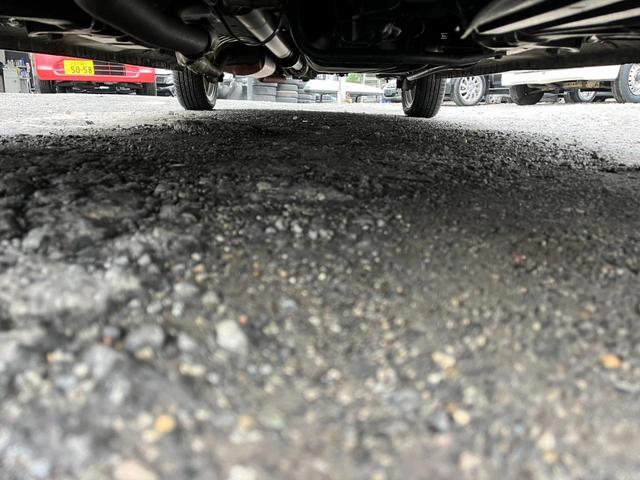 Ｎ－ＢＯＸカスタム Ｇ・ターボパッケージ　４ＷＤ　バックカメラ　両側電動スライドドア　ナビ　ＴＶ　オートクルーズコントロール　ＨＩＤ　スマートキー　アイドリングストップ　ベンチシート　ＣＶＴ　盗難防止システム　ＡＢＳ　ＥＳＣ　ＣＤ　ＵＳＢ（27枚目）