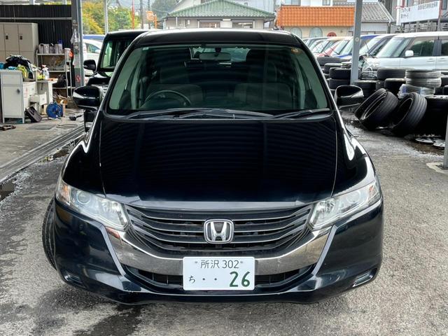オデッセイ Ｍファインスピリット　バックカメラ　ナビ　ＴＶ　オートライト　ＨＩＤ　キーレスエントリー　３列シート　ＣＶＴ　ＣＤ　ＤＶＤ再生　ＵＳＢ　Ｂｌｕｅｔｏｏｔｈ　盗難防止システム　衝突安全ボディ　ＡＢＳ　エアコン（13枚目）