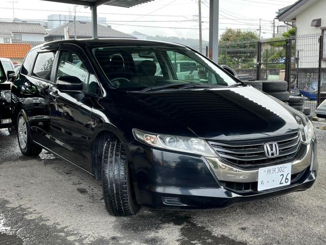 オデッセイ Ｍファインスピリット　バックカメラ　ナビ　ＴＶ　オートライト　ＨＩＤ　キーレスエントリー　３列シート　ＣＶＴ　ＣＤ　ＤＶＤ再生　ＵＳＢ　Ｂｌｕｅｔｏｏｔｈ　盗難防止システム　衝突安全ボディ　ＡＢＳ　エアコン（14枚目）