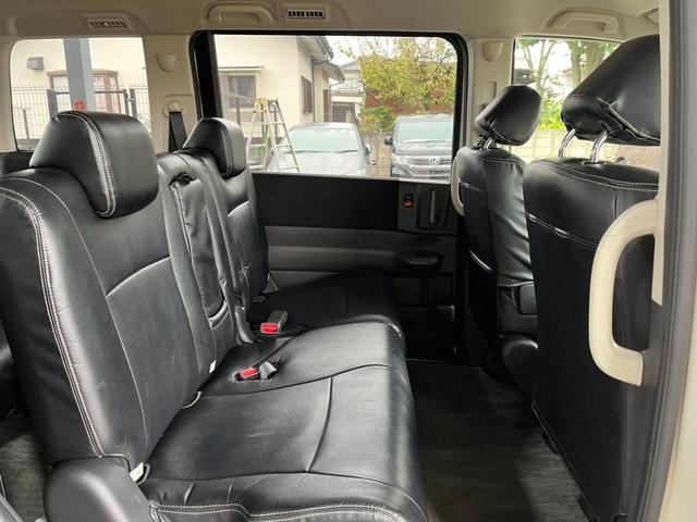 ステップワゴン G Lパッケージ バックカメラ ナビ TV 両側電動スライドドア キーレスエントリー 3列シート CVT アルミホイール CD USB 盗難防止システム 衝突安全ボディ ABS エアコン(12枚目)