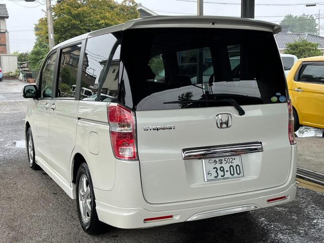 ステップワゴン G Lパッケージ バックカメラ ナビ TV 両側電動スライドドア キーレスエントリー 3列シート CVT アルミホイール CD USB 盗難防止システム 衝突安全ボディ ABS エアコン(18枚目)