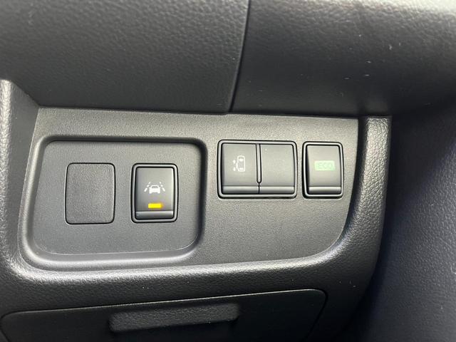 セレナ ハイウェイスター Sエディション 4WD バックカメラ ナビ TV オートクルーズコントロール 衝突被害軽減システム 両側スライド・片側電動 オートライト スマートキー 3列シート CVT アルミホイール CD USB(10枚目)