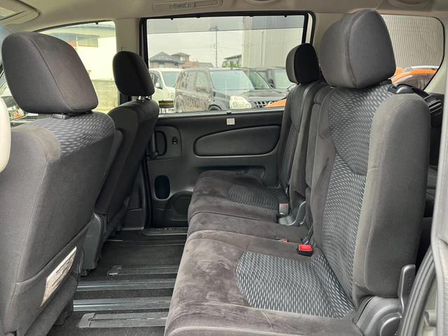 セレナ ハイウェイスター Sエディション 4WD バックカメラ ナビ TV オートクルーズコントロール 衝突被害軽減システム 両側スライド・片側電動 オートライト スマートキー 3列シート CVT アルミホイール CD USB(28枚目)