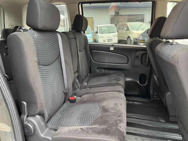 セレナ ハイウェイスター Sエディション 4WD バックカメラ ナビ TV オートクルーズコントロール 衝突被害軽減システム 両側スライド・片側電動 オートライト スマートキー 3列シート CVT アルミホイール CD USB(30枚目)