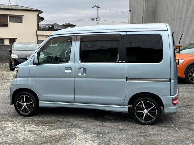 お車の知識がなくても大丈夫です!皆様のご来店をスタッフ一同、心よりお待ちしております。