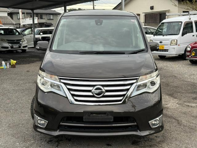 セレナ ハイウェイスターＳ－ＨＶアドバンスドセーフティパック　全周囲カメラ　クリアランスソナー　オートクルーズコントロール　レーンアシスト　衝突被害軽減システム　両側電動スライドドア　スマートキー　アイドリングストップ　電動格納ミラー　３列シート　ウォークスルー（13枚目）