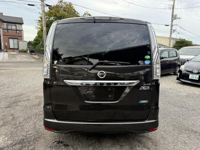 セレナ ハイウェイスターＳ－ＨＶアドバンスドセーフティパック　全周囲カメラ　クリアランスソナー　オートクルーズコントロール　レーンアシスト　衝突被害軽減システム　両側電動スライドドア　スマートキー　アイドリングストップ　電動格納ミラー　３列シート　ウォークスルー（17枚目）