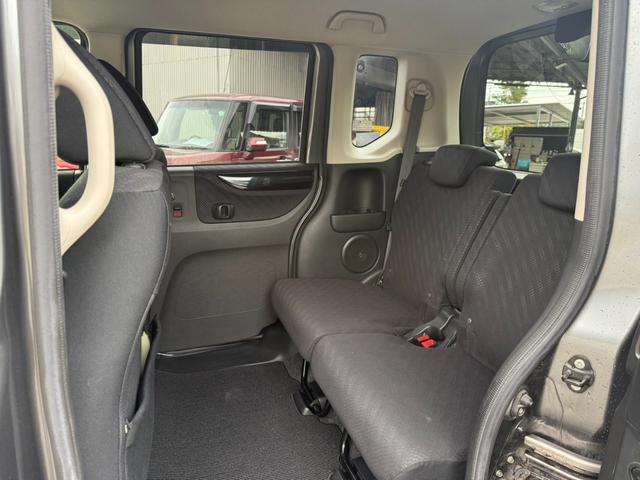 N-BOXカスタム G ターボSSパッケージ 4WD バックカメラ 両側電動スライドドア ナビ TV オートクルーズコントロール 衝突被害軽減システム HID スマートキー アイドリングストップ シートヒーター ベンチシート CVT(10枚目)